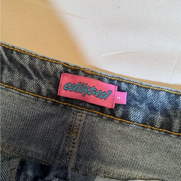 Edikted feminine denim short skirt with ties on side - Picture 5 of 10